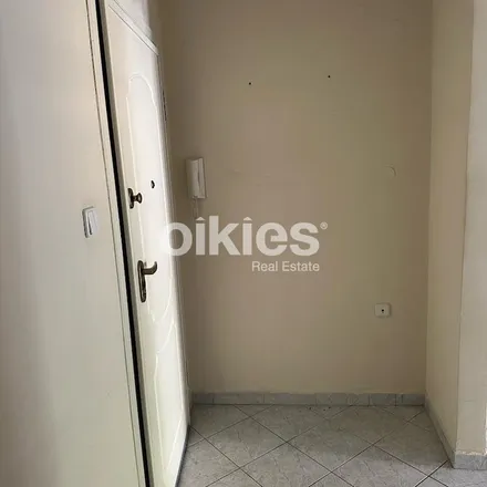 Rent this 2 bed apartment on Κατσίκας Ηλίας - Car Sound Center in Ψαρρών, Thessaloniki Municipal Unit