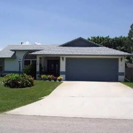 Rent this 1 bed house on 118 SW Fairway Ave in Port Saint Lucie, Florida