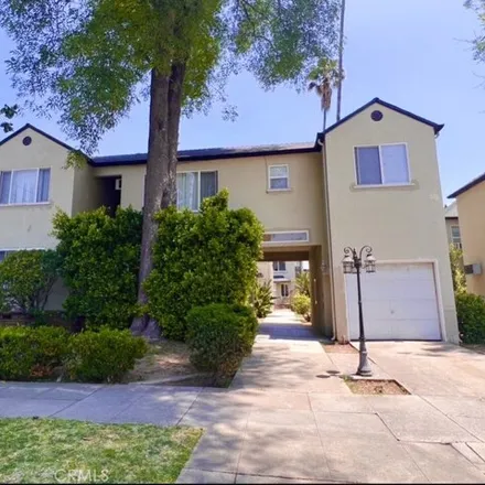 Buy this 1studio house on 160 South Michigan Avenue in Pasadena, CA 91106