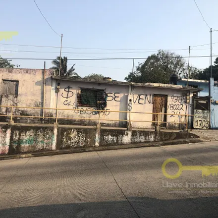 Buy this studio house on Calle Aquiles Serdán in 96570 Coatzacoalcos, VER