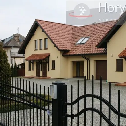 Rent this 4 bed apartment on Wierzbowa 74 in 71-014 Szczecin, Poland