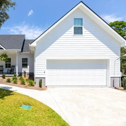 Buy this 4 bed house on unnamed road in Waycross, GA 31501
