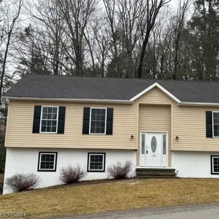 Buy this 3 bed house on 102 Hemlock Hill in Montague Township, Sussex County