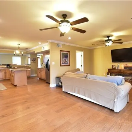 Image 7 - 6747 General Haig Street, Lakeview, New Orleans, LA 70124, USA - Townhouse for rent