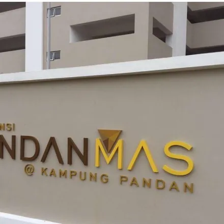Rent this 3 bed apartment on unnamed road in Kampung Pandan, 68000 Kuala Lumpur