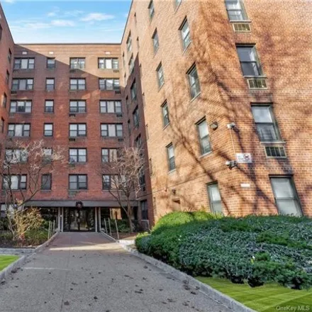 Rent this studio apartment on 11 Lake Street in City of White Plains, NY 10603