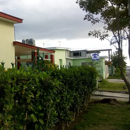 Rent this 3 bed house on Cienfuegos in Playa Alegre, CU