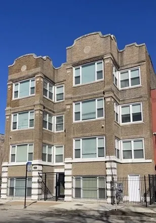 Buy this studio house on 4206-4208 West Jackson Boulevard in Chicago, IL 60624