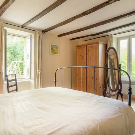 Rent this 2 bed house on 46300 Anglars-Nozac