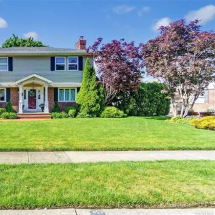 Buy this 4 bed house on 453 McDermott Road in Village of Rockville Centre, NY 11570