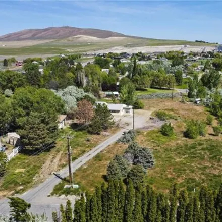 Image 2 - 94406 East Granada Court, Reata, WA 99338, USA - House for sale