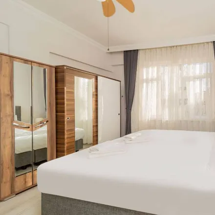 Rent this 2 bed apartment on 07100 Muratpaşa