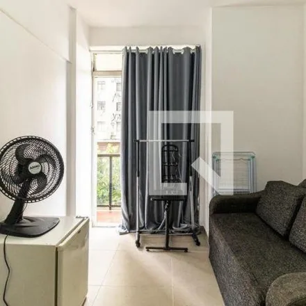Rent this 1 bed apartment on Viaduto Dona Paulina in Sé, São Paulo - SP