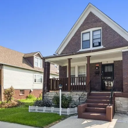 Buy this 3 bed house on 8619 South Laflin Street in Chicago, IL 60620