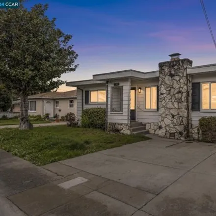 Image 1 - 3833 Ramsey Court, Contra Costa County, CA 94803, USA - House for sale