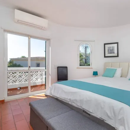 Rent this 3 bed house on 8400-421 Distrito de Évora