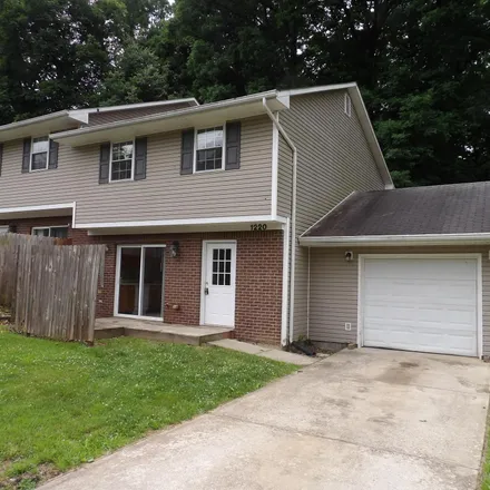 Rent this 2 bed townhouse on 1099 Smither Drive in Anderson County, KY 40342