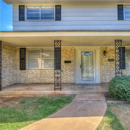 Image 2 - 3204 North Glenvalley Drive, Midwest City, OK 73110, USA - House for sale