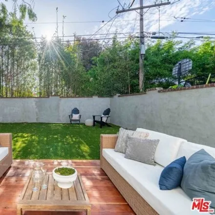 Image 3 - 8005 Airlane Avenue, Los Angeles, CA 90045, USA - House for sale