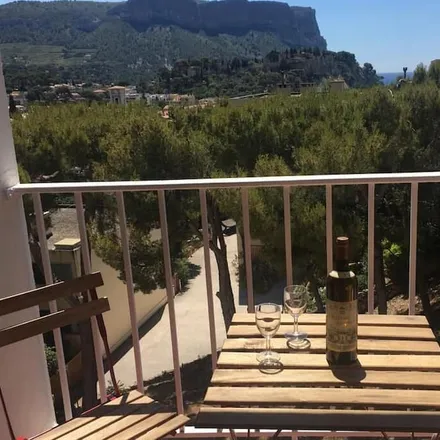 Image 5 - 13260 Cassis, France - Apartment for rent