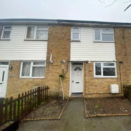 Buy this 3 bed duplex on Octagon AP Academy in Commerce Road, London