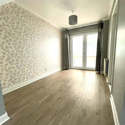 Rent this 3 bed apartment on Highvale in Connah's Quay, CH5 4RH
