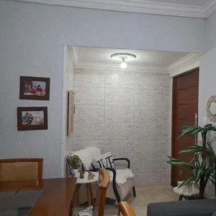 Buy this 2 bed house on Rua Maria Luísa Alves in Progresso, Juiz de Fora - MG