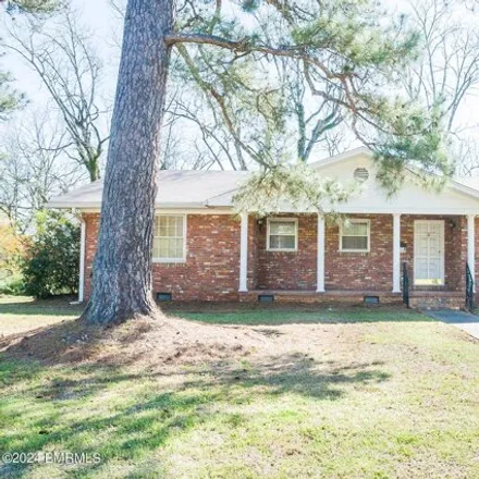 Buy this 3 bed house on 456 South Main Street in Newton, Newton County