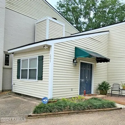Buy this 2 bed house on 201 Rue Faubourg in Lafayette, LA 70508