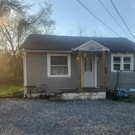 Buy this 1 bed house on Lilac Avenue in Lookout Valley, Chattanooga