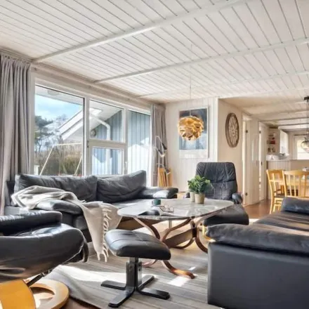 Rent this 5 bed house on Nørre Nebel in Stationsvej, 6830 Nørre