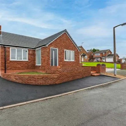 Buy this 2 bed house on unnamed road in Kidsgrove, ST7 4AF