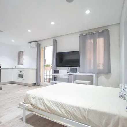 Rent this 1 bed apartment on Plaça d'Hilari Salvadó in Carrer de Salamanca, 08001 Barcelona
