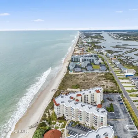 Image 3 - St. Regis Resort, 2000 New River Inlet Road, North Topsail Beach, NC 28460, USA - House for sale