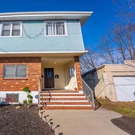Buy this 6 bed townhouse on 415 South Plainfield Avenue in South Plainfield, NJ 07080