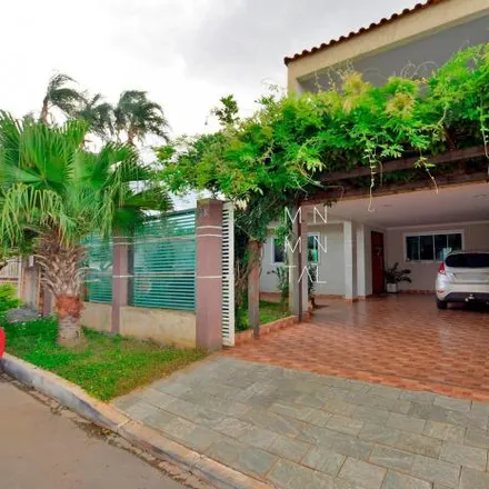 Buy this 4 bed house on SHVP - Rua 12 - Chácara 141/1 in Vicente Pires - Federal District, 72007-155