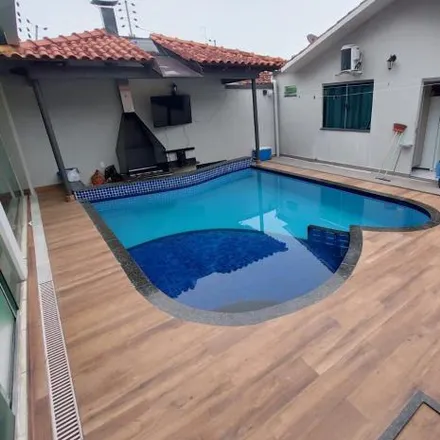 Buy this 4 bed house on Rua Sanhaçú Azul in Tarumã-Açú, Manaus -
