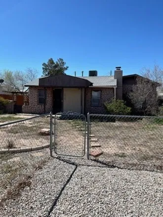 Buy this 2 bed house on 1307 Vermont Avenue in Alamogordo, NM 88310