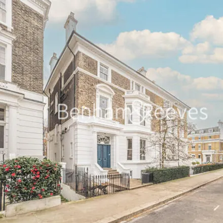 Rent this 7 bed duplex on 14 Upper Phillimore Gardens in London, W8 7HE