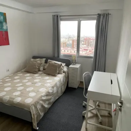 Rent this 3 bed apartment on Plaza de Miraflores in 3, 29011 Málaga