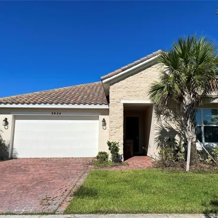 Buy this 4 bed house on 3924 Carrick Bend Drive in Osceola County, FL 34746
