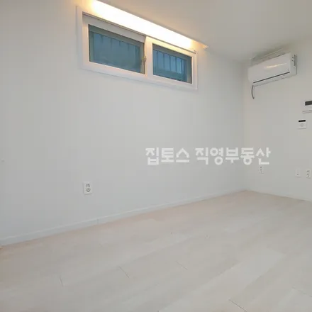 Image 4 - 서울특별시 은평구 신사동 29-129 - Apartment for rent