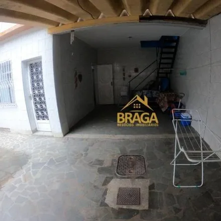 Buy this 3 bed house on Rua Ferreira Chaves in Penha Circular, Rio de Janeiro - RJ