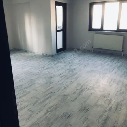 Rent this 3 bed apartment on Oğuzkent Sitesi in 538. Sokak, 34522 Esenyurt