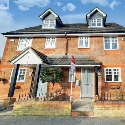 Rent this 4 bed house on Queen Street in Chertsey, KT16 8BS