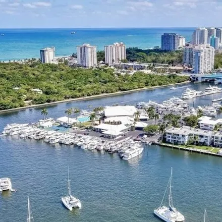 Image 1 - Coral Ridge Yacht Club, 2800 Yacht Club Boulevard, Fort Lauderdale, FL 33304, USA - Condo for sale