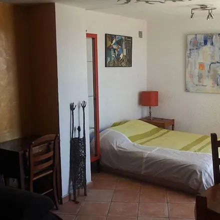Rent this 1 bed house on Rue pasteur in 13016 Marseille, France