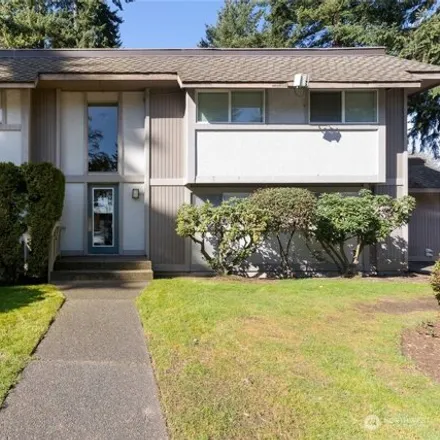 Buy this 2 bed condo on 7-Eleven in 4615 Southwest 320th Street, Federal Way