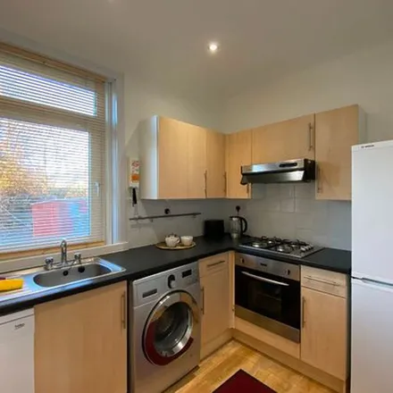 Image 4 - 52 Prestonfield Road, City of Edinburgh, EH16 5HB, United Kingdom - Apartment for rent