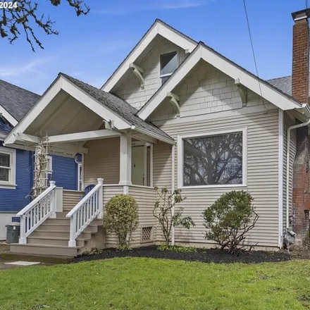 Buy this 3 bed house on 3839 Southeast Ivon Street in Portland, OR 97202